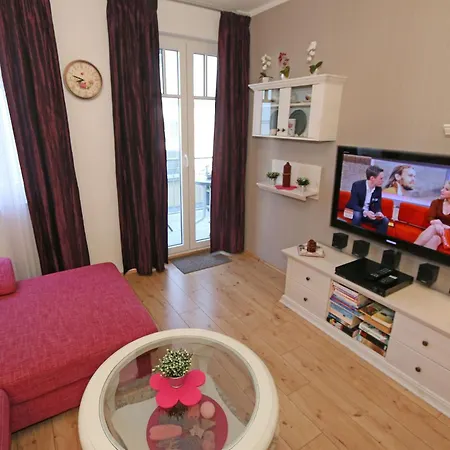 Rosa Whg 04 Mit Balkon Ost Apartment